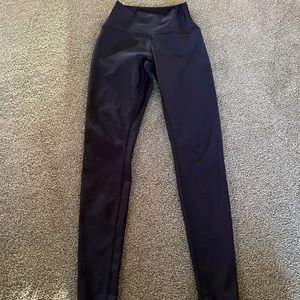 Alo Yoga Airlift leggings